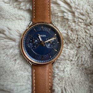 Fossil Leather Watch - Women’s